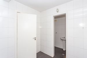 Image 34 - 848824