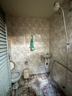 Image 8 - 848867