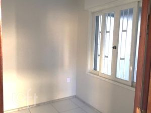Image 13 - 848890