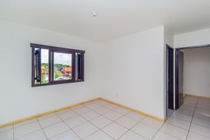Image 1 - 848895