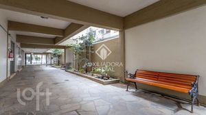 Image 4 - 848918