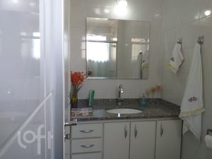 Image 8 - 848929
