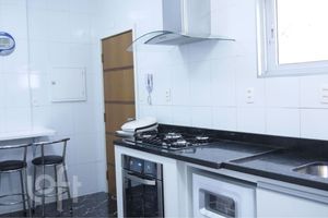 Image 5 - 848930