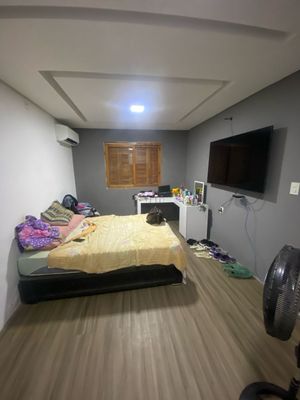 Image 4 - 848933