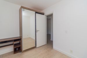 Image 9 - 848936
