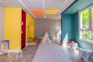 Image 31 - 848937