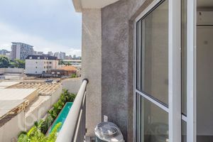 Image 3 - 848937