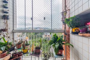 Image 4 - 848942