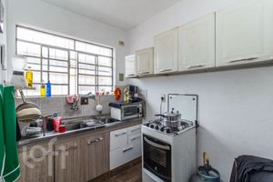Image 9 - 848947