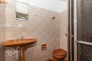 Image 15 - 848947