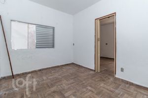 Image 4 - 848947