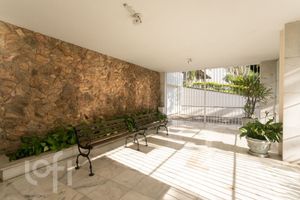 Image 37 - 848963