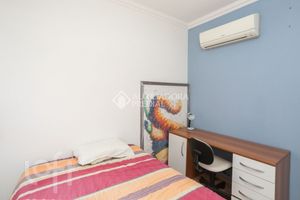 Image 9 - 848978