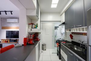 Image 7 - 849016