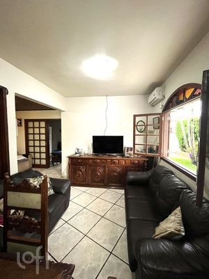 Image 8 - 849022