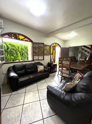 Image 7 - 849022