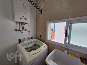 Image 8 - 849033