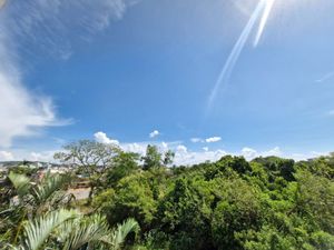 Image 4 - 849033