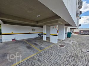 Image 16 - 849033