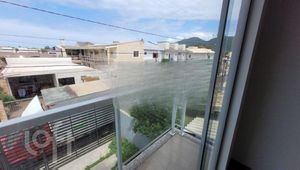 Image 3 - 849042