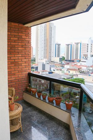 Image 6 - 849053