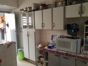 Image 6 - 849091