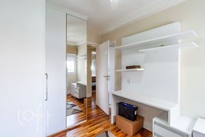 Image 13 - 849122