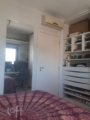Image 8 - 849131
