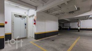 Image 30 - 849654