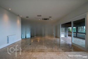 Image 17 - 849678