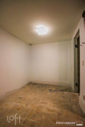 Image 39 - 849678