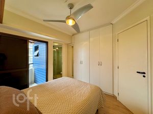 Image 9 - 849731