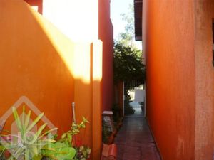 Image 2 - 849736