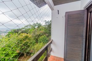 Image 7 - 849757