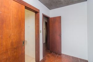 Image 32 - 849757