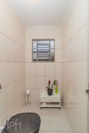 Image 3 - 849763