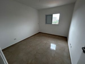 Image 7 - 849780