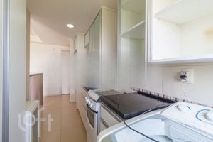 Image 9 - 849804