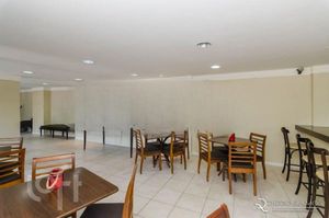 Image 32 - 849804