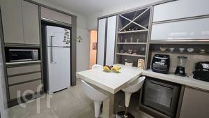 Image 33 - 849825
