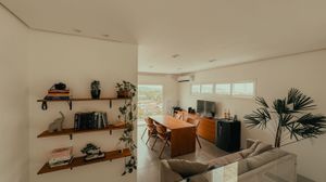 Image 4 - 849895