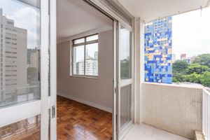 Image 3 - 849930