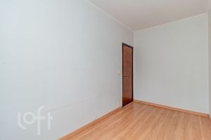 Image 32 - 849976