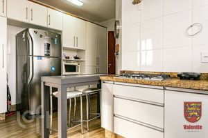 Image 6 - 849981