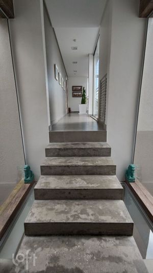 Image 31 - 849989