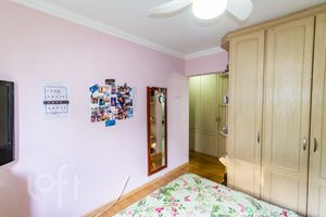 Image 7 - 849990