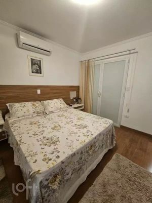 Image 8 - 850053