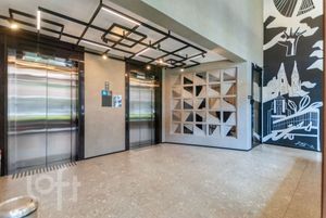 Image 28 - 850118
