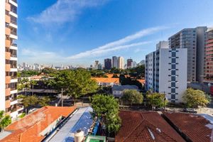 Image 15 - 850135