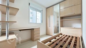 Image 19 - 850143